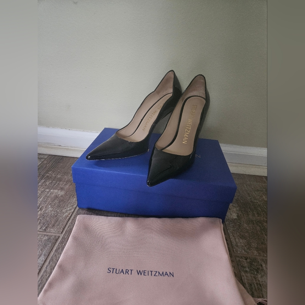 Stuart Weitzman Black Stuart Women's Heels. Size 7.